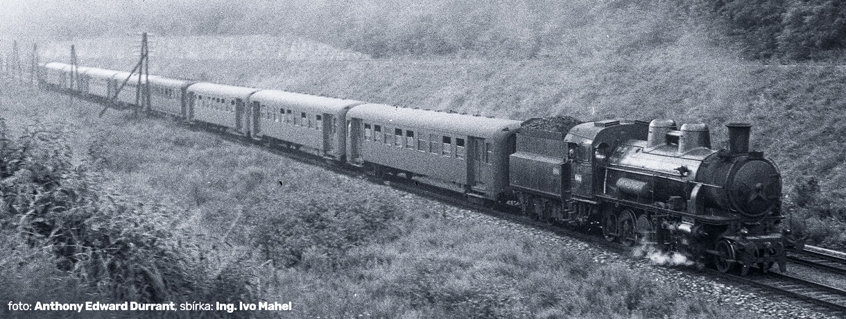Historický pohľad – Osobný vagón Bai - osemdverák ČSD TT | Kolmar